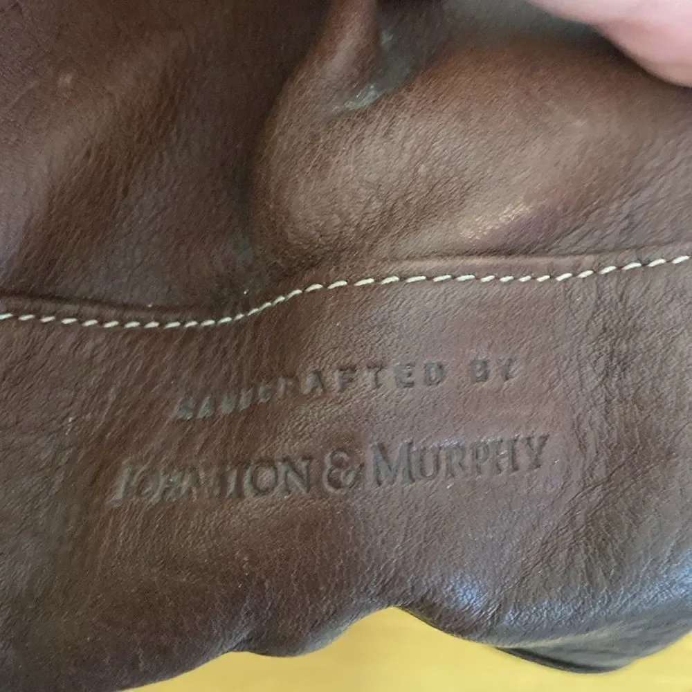 JOHNSTON AND MURPHY Brown Leather Briefcase